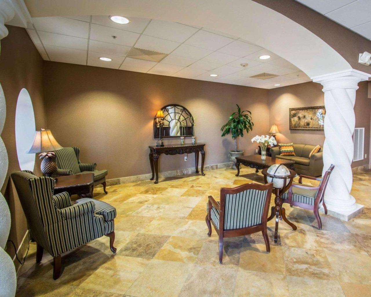 Comfort Inn & Suites Jupiter I-95 Exterior photo